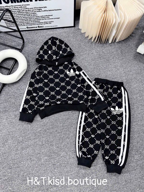 2 piece adidas set