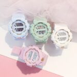 Digital wristwatch