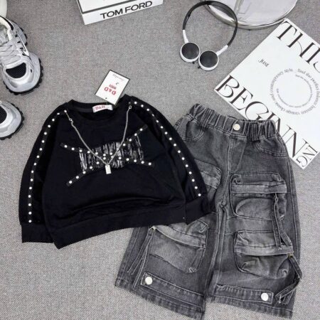 2 piece black and cargo set