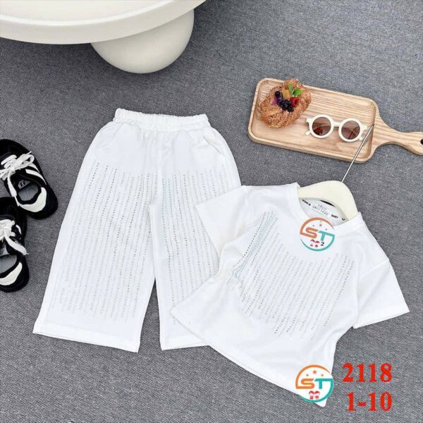 2 piece white with stone