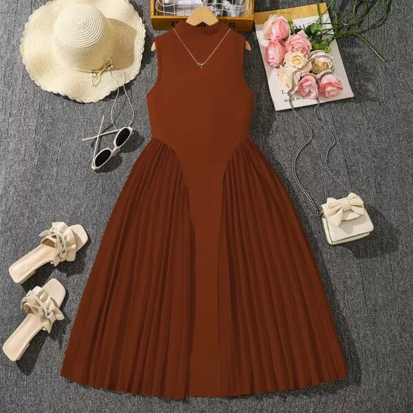 Elegant pleated wear