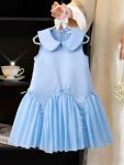 Sleeveless bow dress